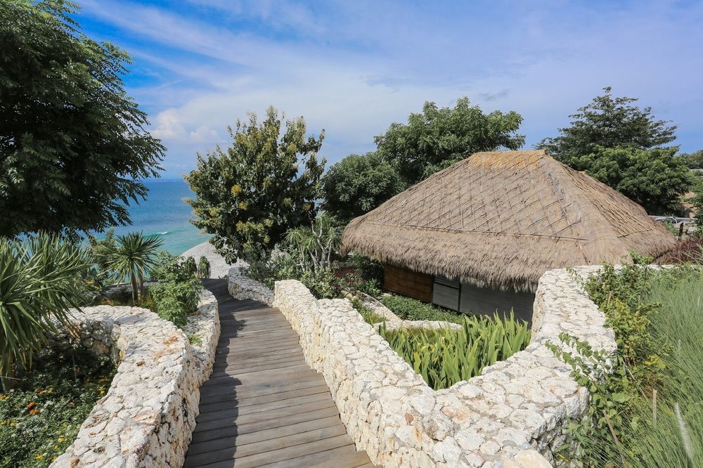 Suarga Padang Padang Hotel Uluwatu Buitenkant foto